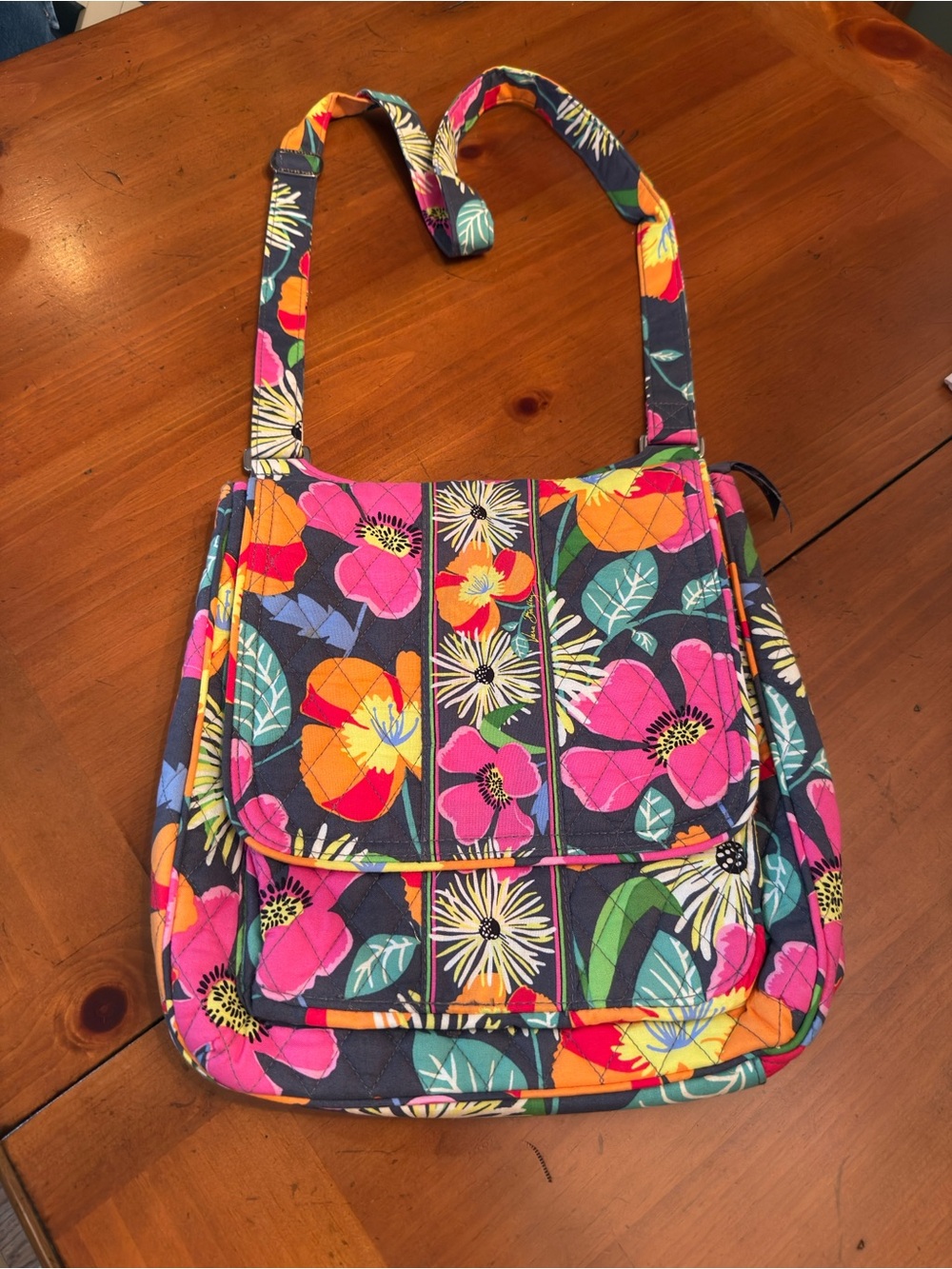 Vera Bradley Jazzy Bloom Retired Quilted Crossbody Messenger Bag